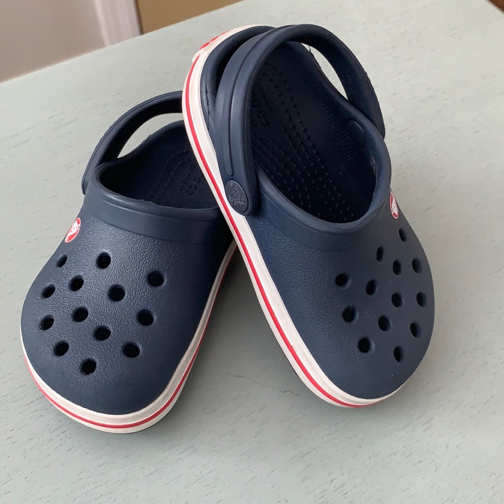 Boys crocs baby size 6